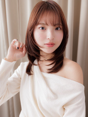ピンクベージュ小顔クラゲヘアマレットウルフカット20代30代