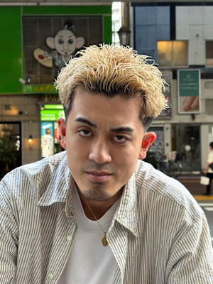 テーパーフェードスパイキーショート