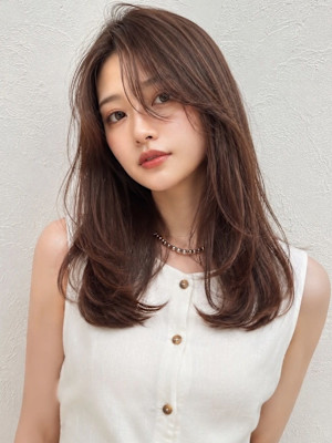 ロングレイヤー 顔周りカット ブラウンベージュ 前髪カット