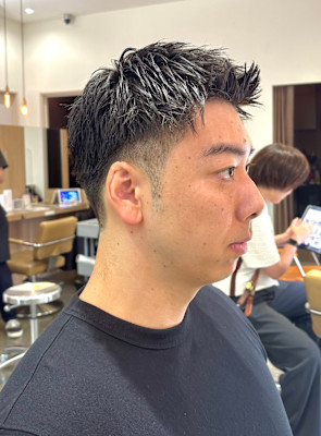 刈り上げメンズタイトショート