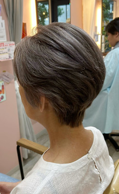 白髪ぼかし＊ハイトーンカラー