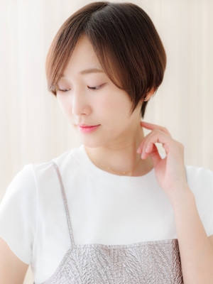 ミルクブラウン大人かわいいベリーショートマッシュ20代30代
