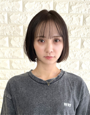 切りっぱなしミニボブ