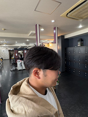 メンズグレーカラー