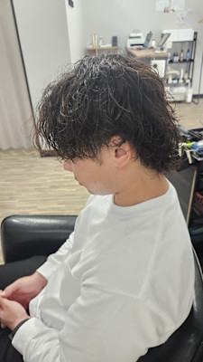 波巻きパーマ×メンズウルフスタイル