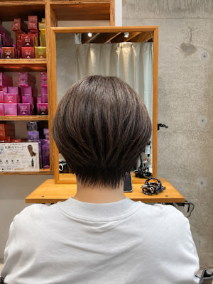 ◇大人40代50代60代ショートボブ丸みショート白髪ぼかし