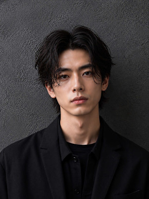 センターパート×ニュアンスパーマ×フェザーパーマ×大人men