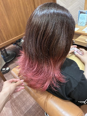 毛先ピンクで楽しむ♪大人可愛いグラデーションカラー