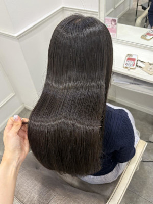 バイカルテ髪質改善で艶々ヘア＊まゆ