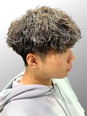 men's salon Ano. 大分中央町店【アノ】