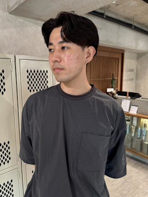 フェザーパーマ毛流れパーマセンターパートニュアンス眉カット