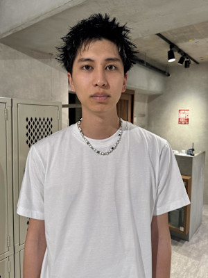 メンズショートアクティブショートスパイキーショート眉カット