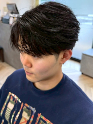 ニュアンスパーマ センターパート ツーブロック 黒髪【札幌】