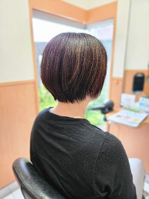 ショートからボブへ移行中でも美しいシルエットに