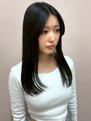 ロングヘア アッシュブラック 暗髪カラー 髪質改善 レイヤー