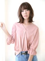 大人可愛いフェザーボブ