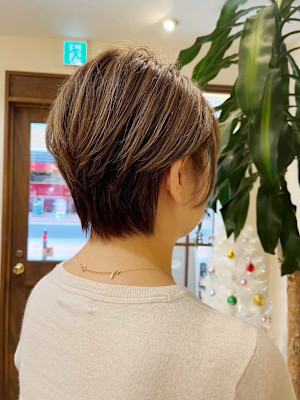 Reglus hair design 西新店×スタイル