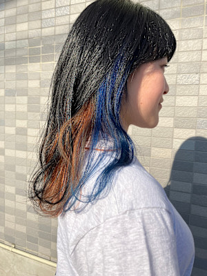 インナーカラー　セミロング　