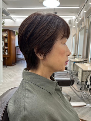 大人女性のショートへア