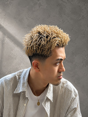 ハイトーンスパイキーショート