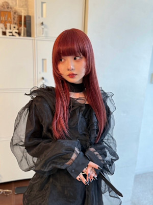 縮毛矯正　黒染め履歴あり　エフェクトブリーチ　ハイトーン