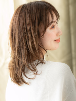 大人美人フレンチバング抜け感ロングウルフカット30代40代