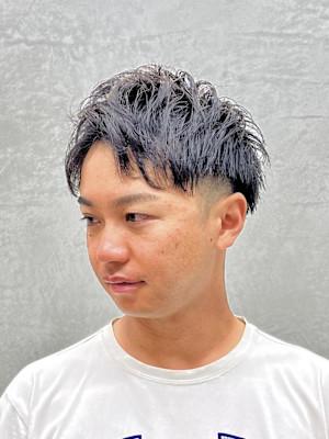 ツーブロアップバングショート