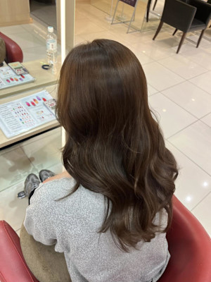 【伊勢原】似合わせレイヤーカット×ブリーチなしダブルカラー