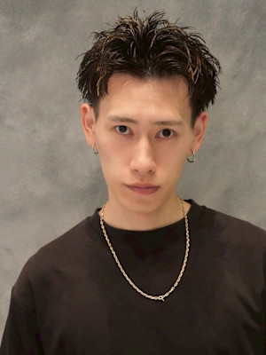 スパイキーショート