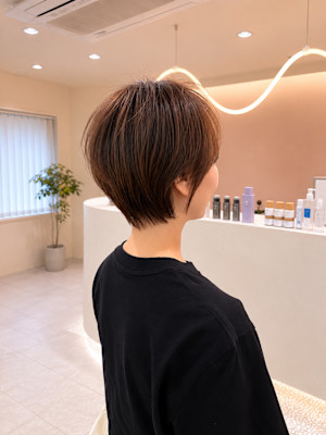 縮毛矯正ダークパープルナチュラルショートミルクブラウン