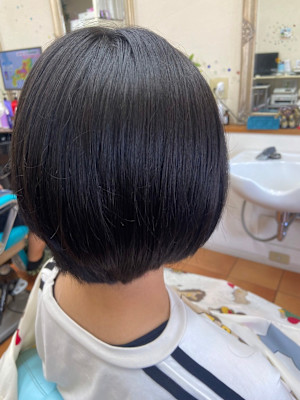 つや感ナチュラル丸みボブ