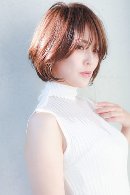 艶感くびれ大人ショートボブ