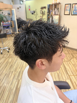 スパイキーショート
