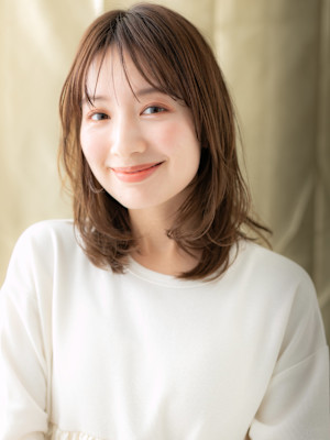 大人美人フレンチバング抜け感ロングウルフカット30代40代