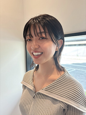 顔まわりレイヤー ウルフ 20代