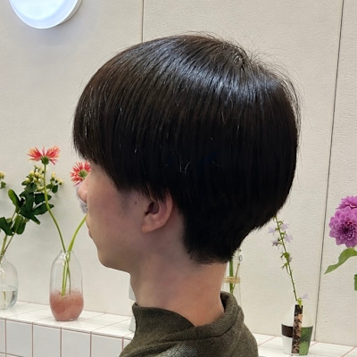 黒髪ラウンドマッシュ20代