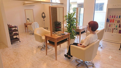 ショートボブ