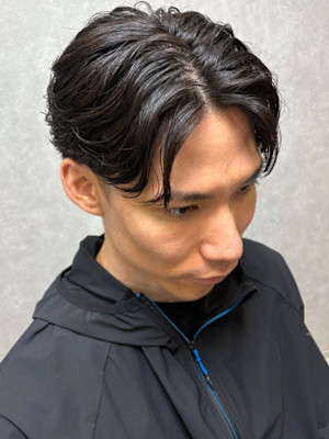 毛流れパーマ ニュアンスパーマ ツーブロック 刈り上げ