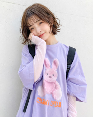 透明感ベージュ×くびれボブで叶えるこなれ感ショート