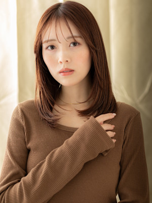 ミルクベージュメテオストレートミディアムレイヤー30代40代