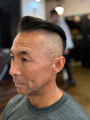 ツーブロックショートカルマヘアスリックバックジェットフェード