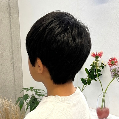 黒髪ナチュラルショート