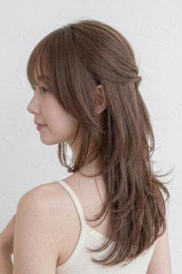 透明感モカベージュ×愛されハーフアップアレンジのレイヤーロン