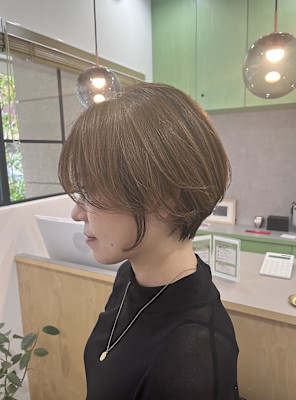 丸みショート /ベージュカラー/20代/30代/40代/