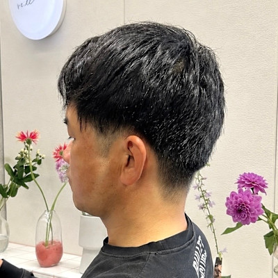 ツーブロ刈り上げショート