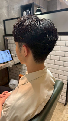 無造作なのに上品。大人のシャドウパーママッシュ/メンズ/男性