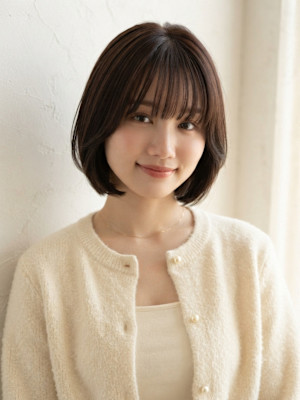 大人可愛い丸みショートボブ×シースルーバング
