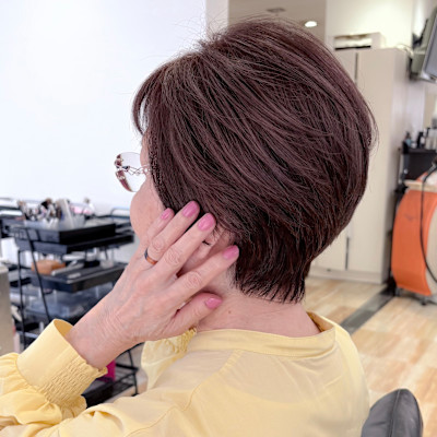 スタイリッシュな大人ショート