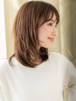 大人美人フレンチバング抜け感ロングウルフカット30代40代