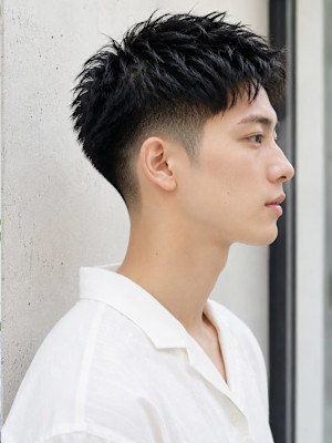 爽やか束感ツーブロックショート